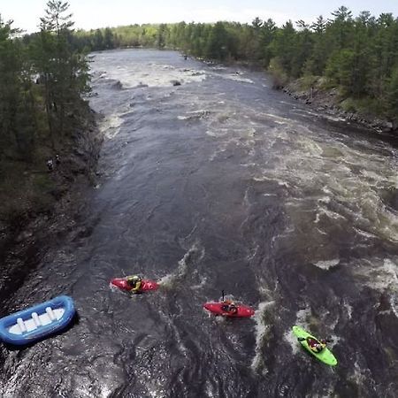 Wilderness Tours Rafting Resort Foresters Falls Luaran gambar